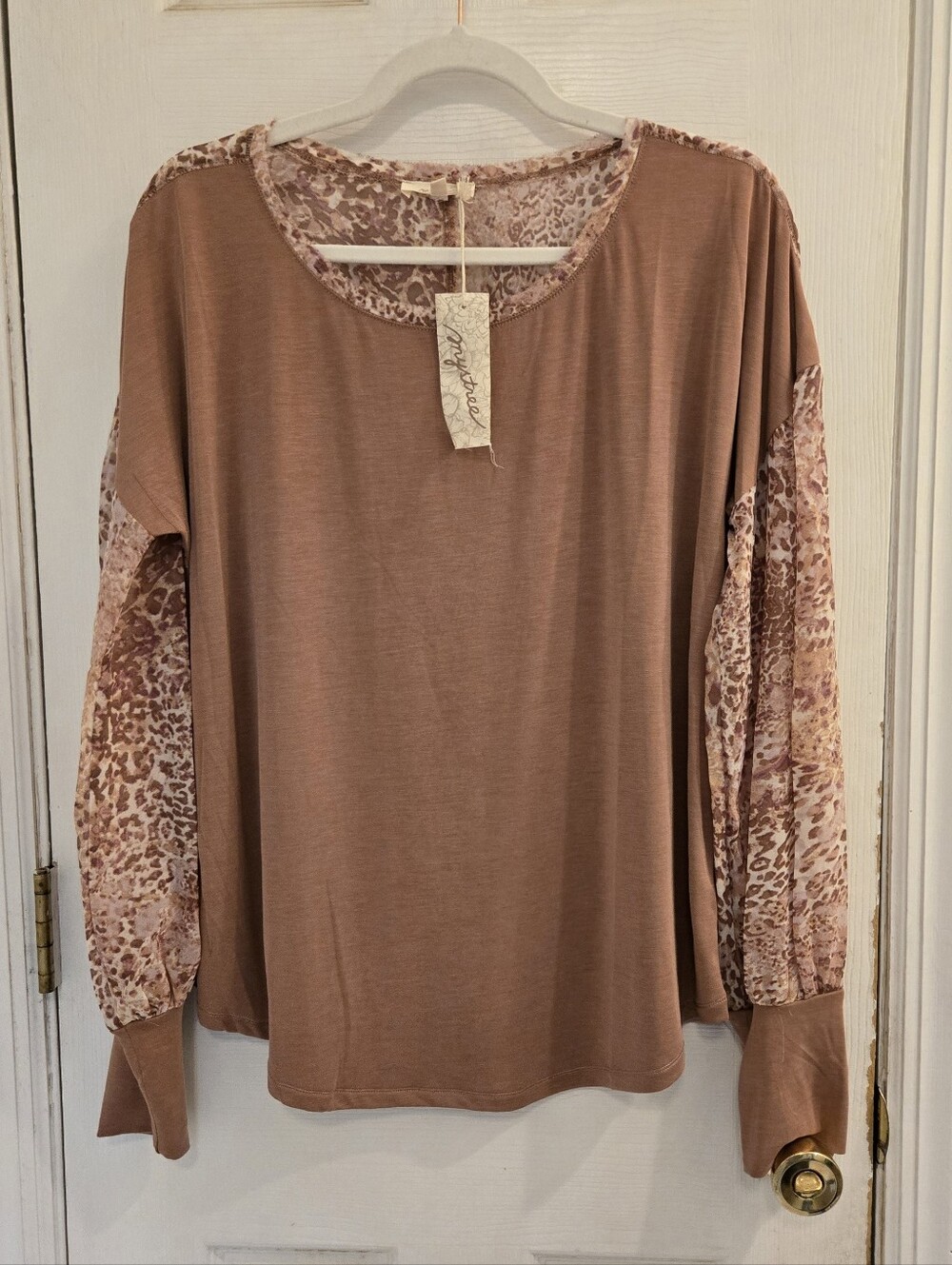 Mystree NWOT Womens Top Large